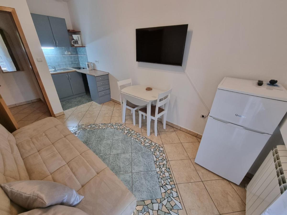 Апартаменты Apartman 2 Лижнян Экстерьер фото